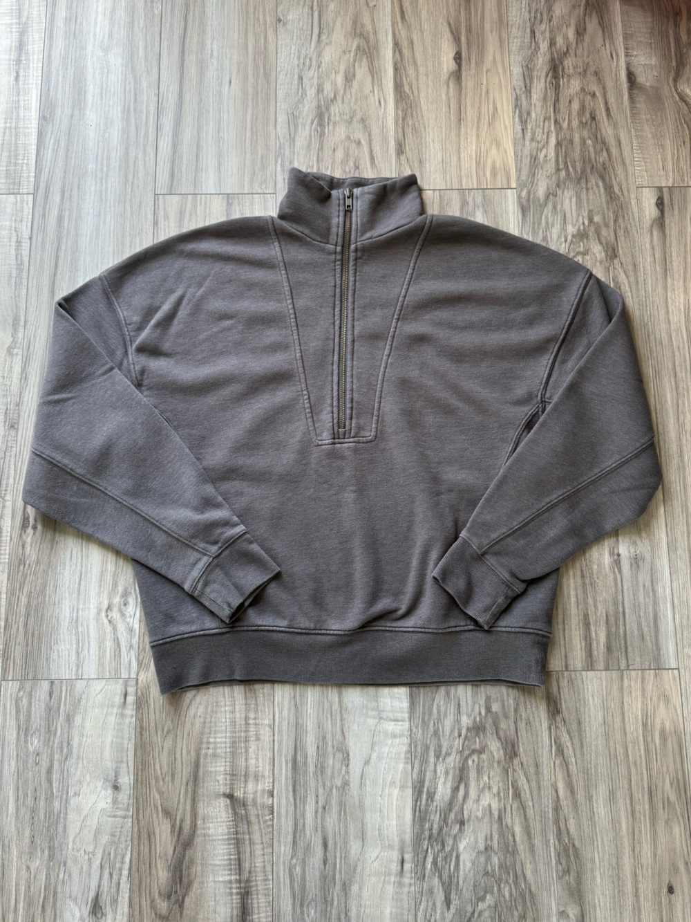 Universal Thread Quarter-Zip Pullover Sweatshirt in Charcoal Gray